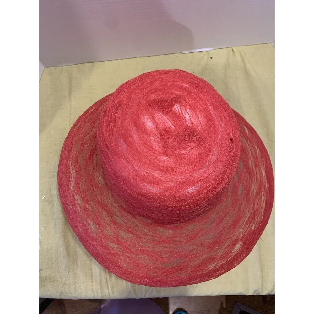 Swan Hat New York Red Packable Ribbon Accent Hat~Vintage~One Size